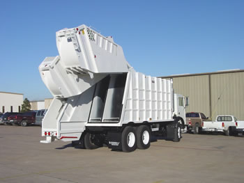 R 9030 3 Split Body Rear Loader