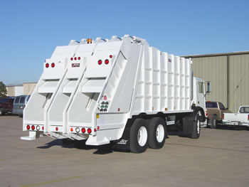 R 9020 3 Split Body Rear Loader